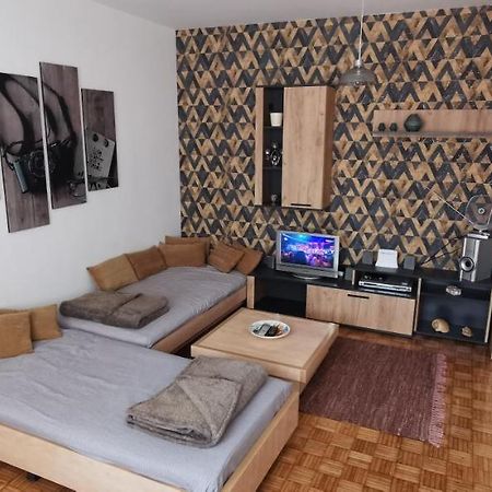 Stan Na Dan Predah Apartment อูชิเซ ภายนอก รูปภาพ